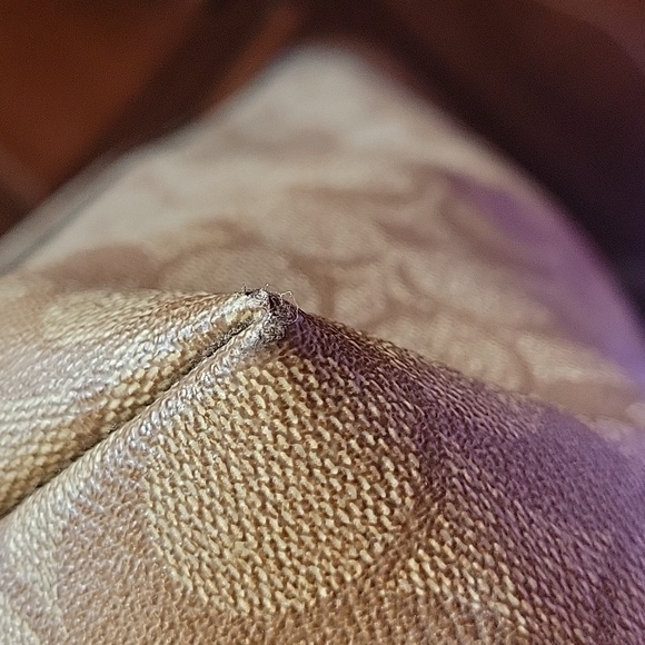 COACH Monogram SHOULDER BAG EUC!! HUGE TOTE!! - Picture 9 of 12